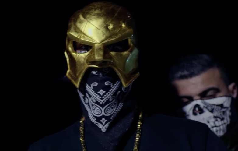 18 Karat: So viel kostet seine neue Goldmaske